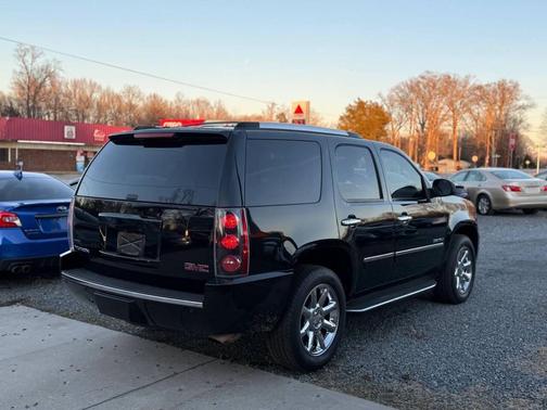 2011 GMC Yukon Denali