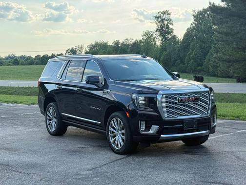 Midnight Blue Metallic 2022 GMC Yukon Denali
