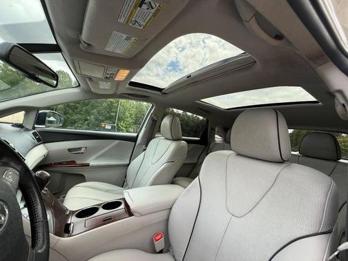 2010 Toyota Venza Base