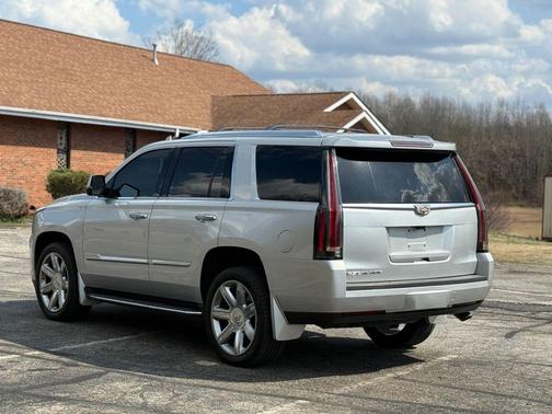 2017 Cadillac Escalade Premium Luxury