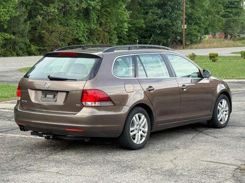 Toffee Brown Metallic 2014 Volkswagen Jetta SportWagen TDI