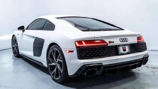 2022 Audi R8 5.2 V10 performance