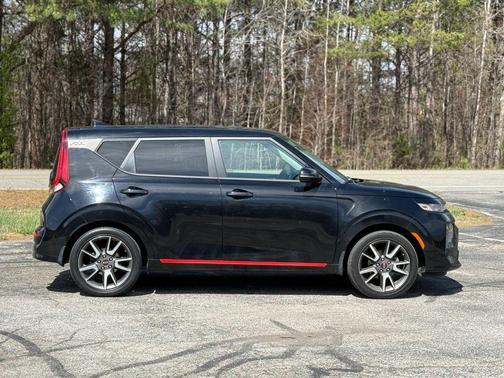 2021 Kia Soul GT-Line