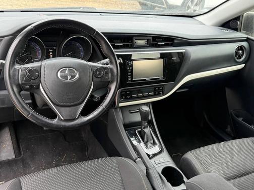 2016 Scion iM Hatchback 4D