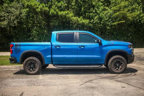Blue 2022 Chevrolet Silverado 1500 ZR2