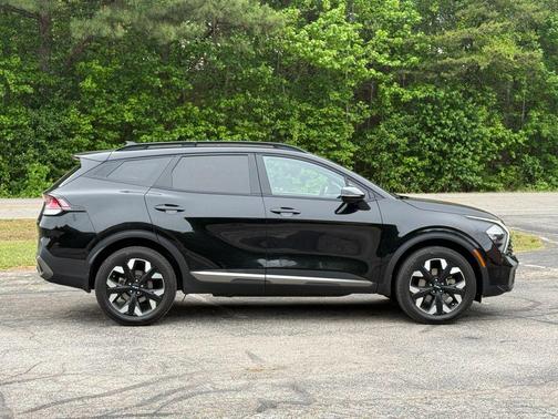 Ebony Black 2023 Kia Sportage X-Line