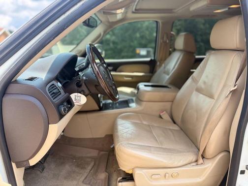 2009 GMC Yukon XL Denali