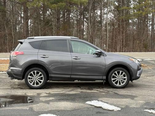 2017 Toyota RAV4 Limited