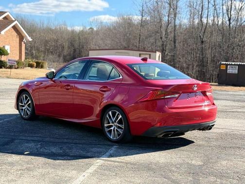 2018 Lexus IS 300 Base