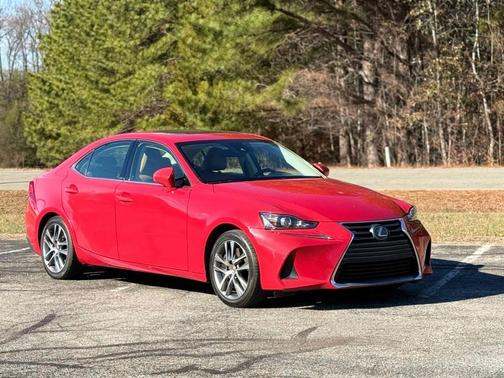 2018 Lexus IS 300 Base