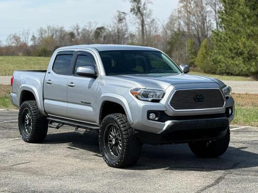 Silver Sky Metallic 2017 Toyota Tacoma SR5 Truck