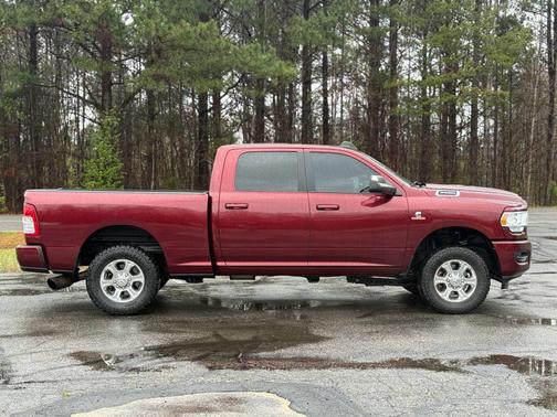 2021 RAM 2500 Big Horn Crew Cab 4x4 6'4' Box