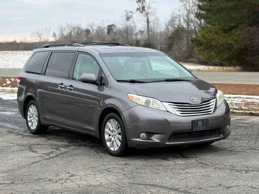 2011 Toyota Sienna Limited