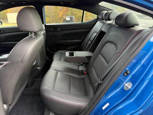 2018 Hyundai ELANTRA Sport