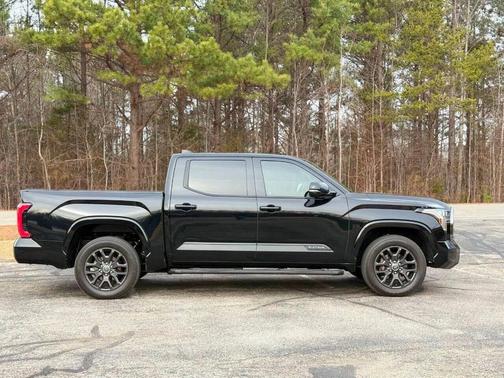 2023 Toyota Tundra Platinum