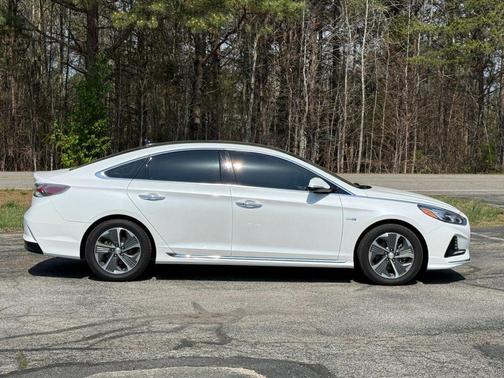 Hyper White 2018 Hyundai SONATA Hybrid Limited