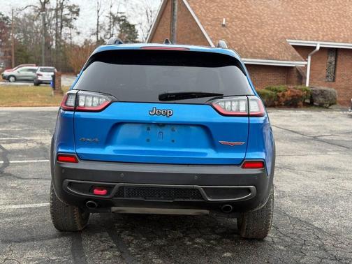 2020 Jeep Cherokee Trailhawk