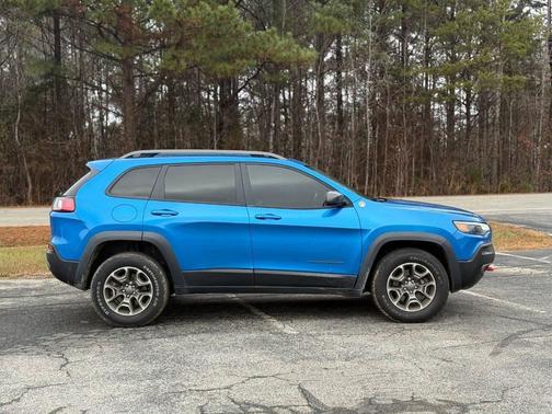 2020 Jeep Cherokee Trailhawk