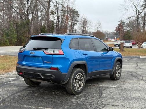 2020 Jeep Cherokee Trailhawk