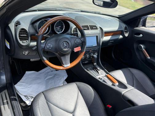 2010 Mercedes-Benz SLK-Class SLK300