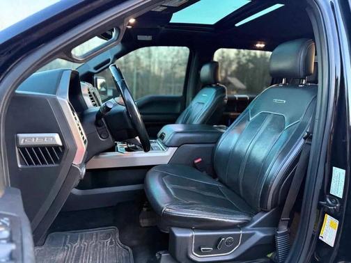 2017 Ford F-150 Platinum
