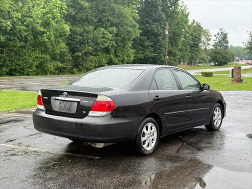 2005 Toyota Camry XLE V6