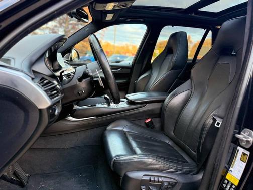2016 BMW X5 M Base