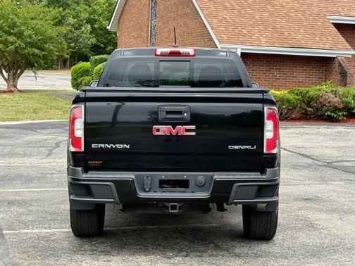 Black 2018 GMC Canyon Denali