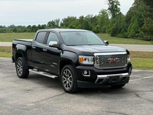 Black 2018 GMC Canyon Denali