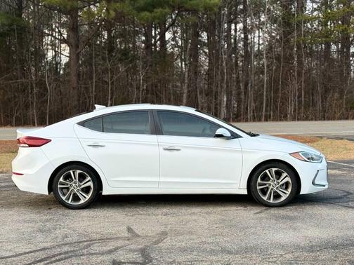 2017 Hyundai ELANTRA Limited