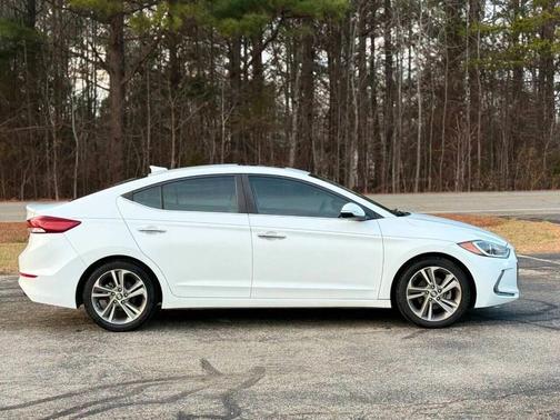 2017 Hyundai ELANTRA Limited