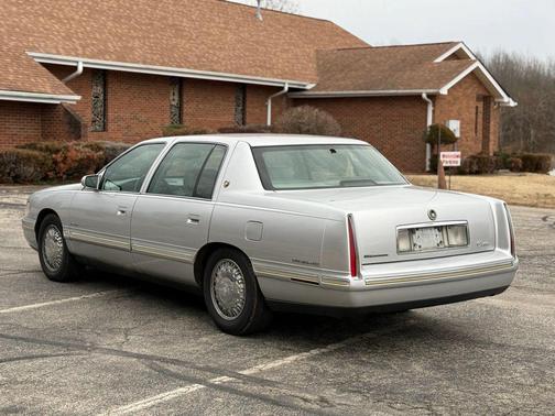 1999 Cadillac DeVille d'Elegance
