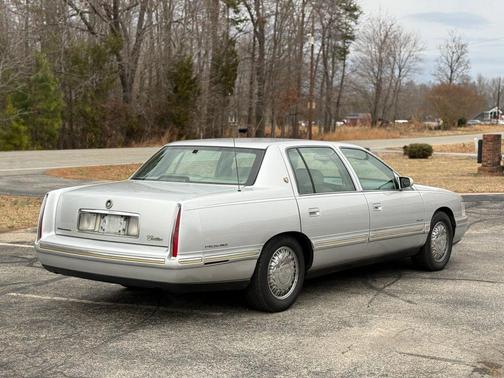 1999 Cadillac DeVille d'Elegance