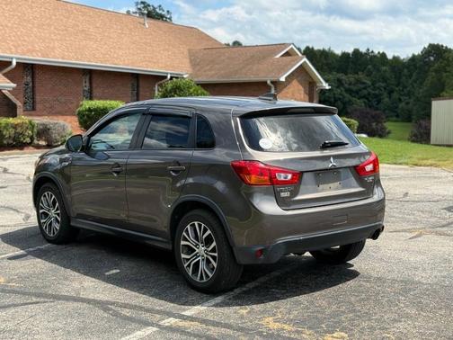 2017 Mitsubishi Outlander Sport 2.0 LE