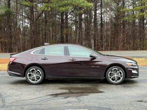 2021 Chevrolet Malibu FWD LT