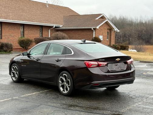 2021 Chevrolet Malibu FWD LT