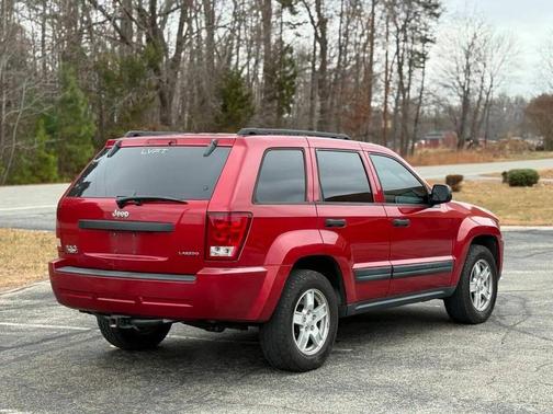 2005 Jeep Grand Cherokee Laredo