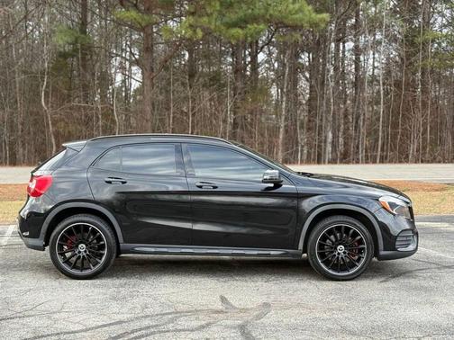 2018 Mercedes-Benz GLA 250 Base
