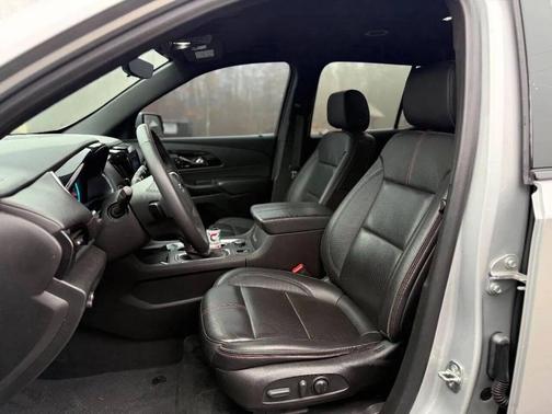 2022 Chevrolet Traverse RS
