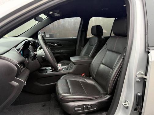 2022 Chevrolet Traverse RS