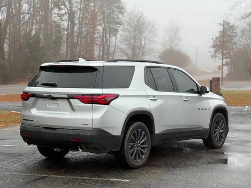 2022 Chevrolet Traverse RS