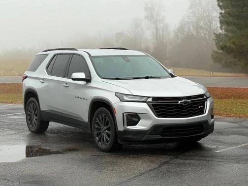 2022 Chevrolet Traverse RS