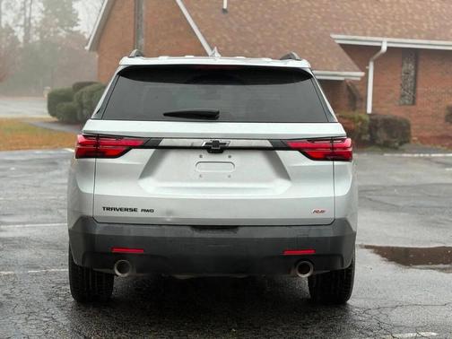 2022 Chevrolet Traverse RS