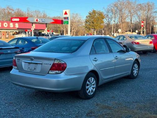 2005 Toyota Camry XLE