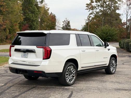 2024 GMC Yukon XL Denali Ultimate