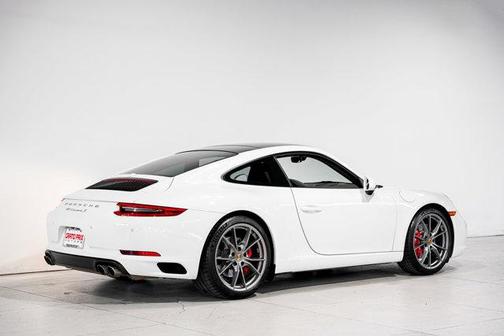2019 Porsche 911 Carrera S