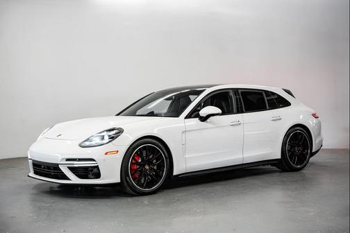Carrara White Metallic 2018 Porsche Panamera Turbo