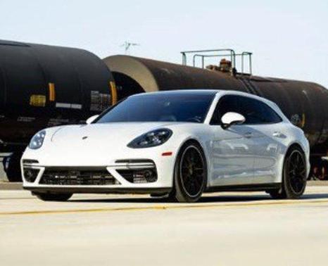 Carrara White Metallic 2018 Porsche Panamera Turbo