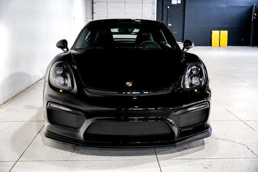 2016 Porsche Cayman GT4