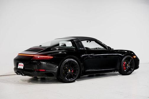 2019 Porsche 911 Targa 4S